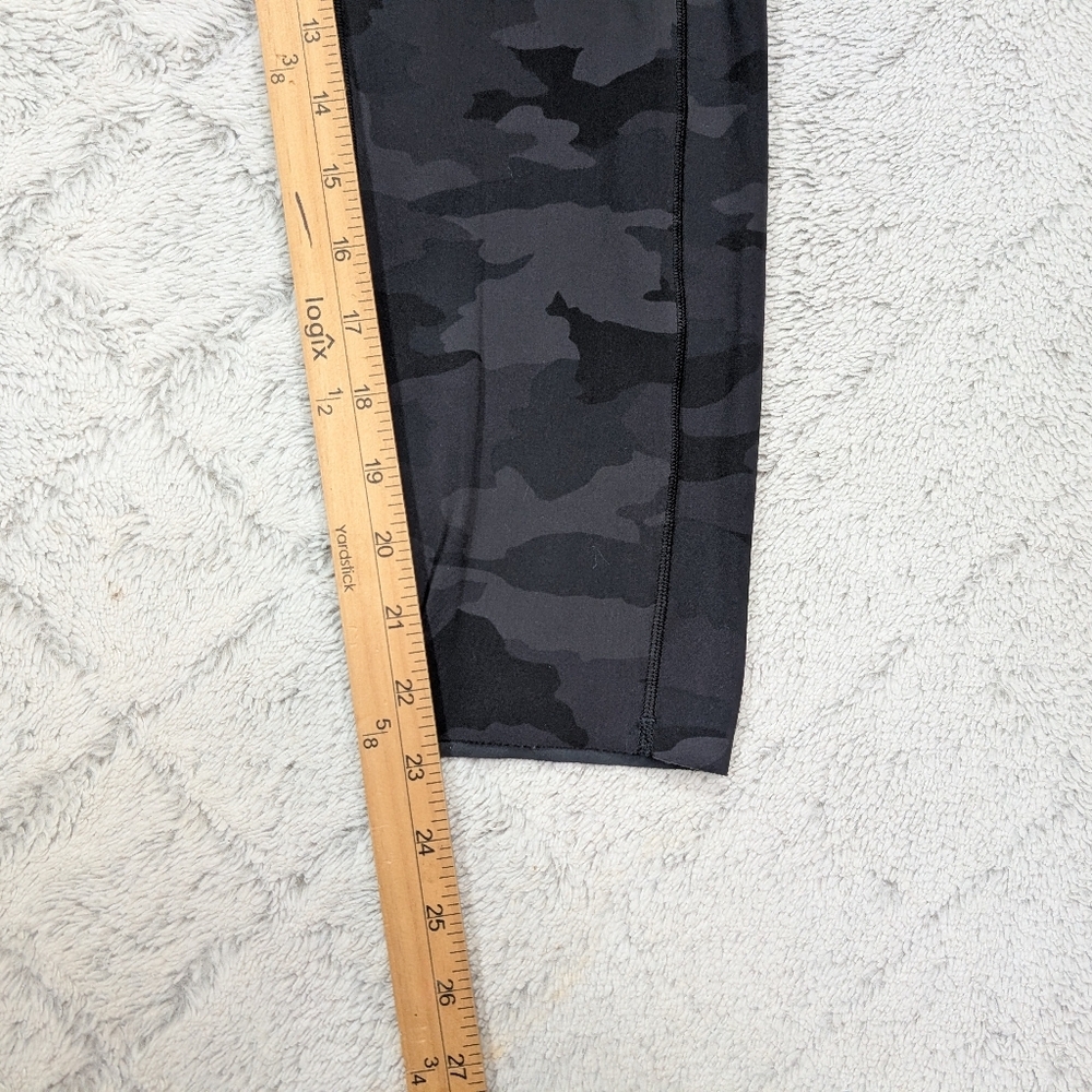 Lululemon Leggings Womens 12 Gray Incognito Camo Fast Free Hi Rise Crop 23” - Picture 6 of 12